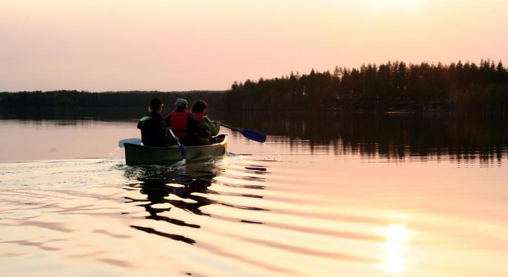 אפרטהוטל Kettulanmäki Metsaekartano Outdoor Centre מראה חיצוני תמונה