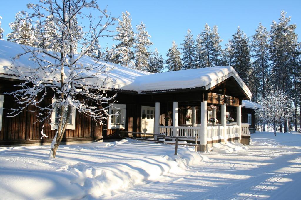 אפרטהוטל Kettulanmäki Metsaekartano Outdoor Centre מראה חיצוני תמונה